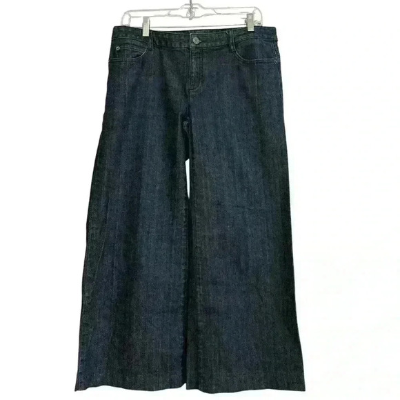 Michael Kors Pants - Michael Kors dark wash wide leg cropped jeans women’s size 8